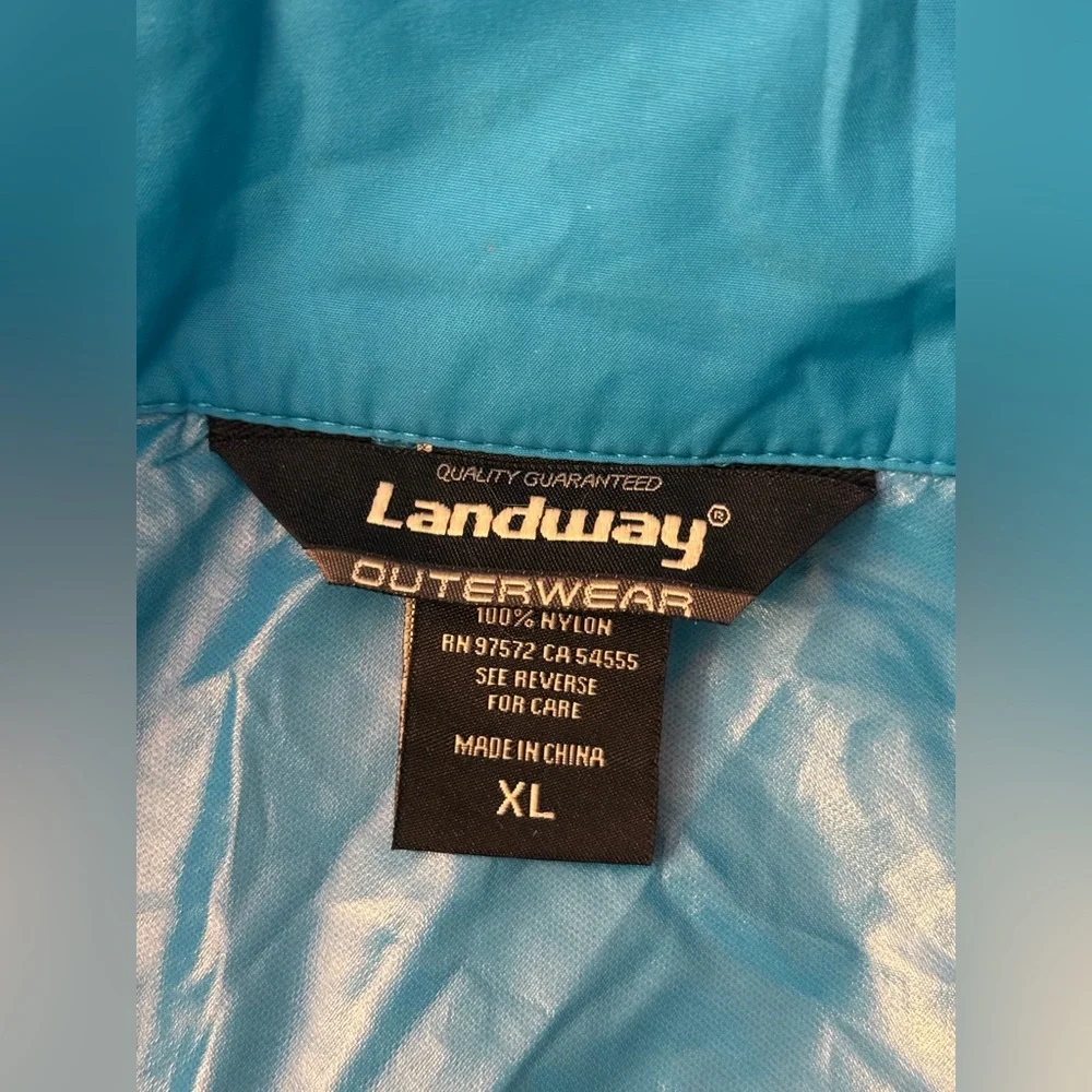 Ludington, Michigan State Park Blue Nylon Hooded Full Zip Jacket; Size XL - Picture 4 of 8